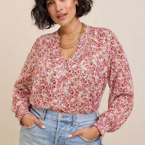 Torrid pink floral crinkle chiffon smocked blouse, size 6X, NWT - Picture 1 of 12